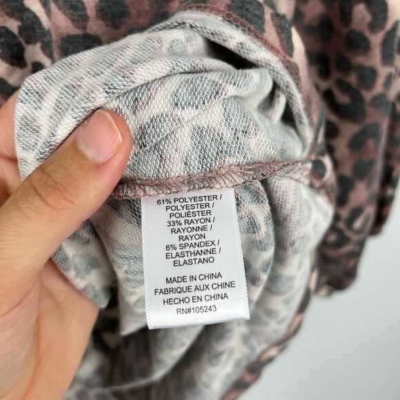 Bobeau Leopard Animal Print Babydoll Top S NWT - Picture 5 of 5